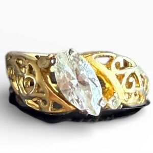 Gold Tone Marquise Cut Crystal Filigree Statement Ring Women's Size 8